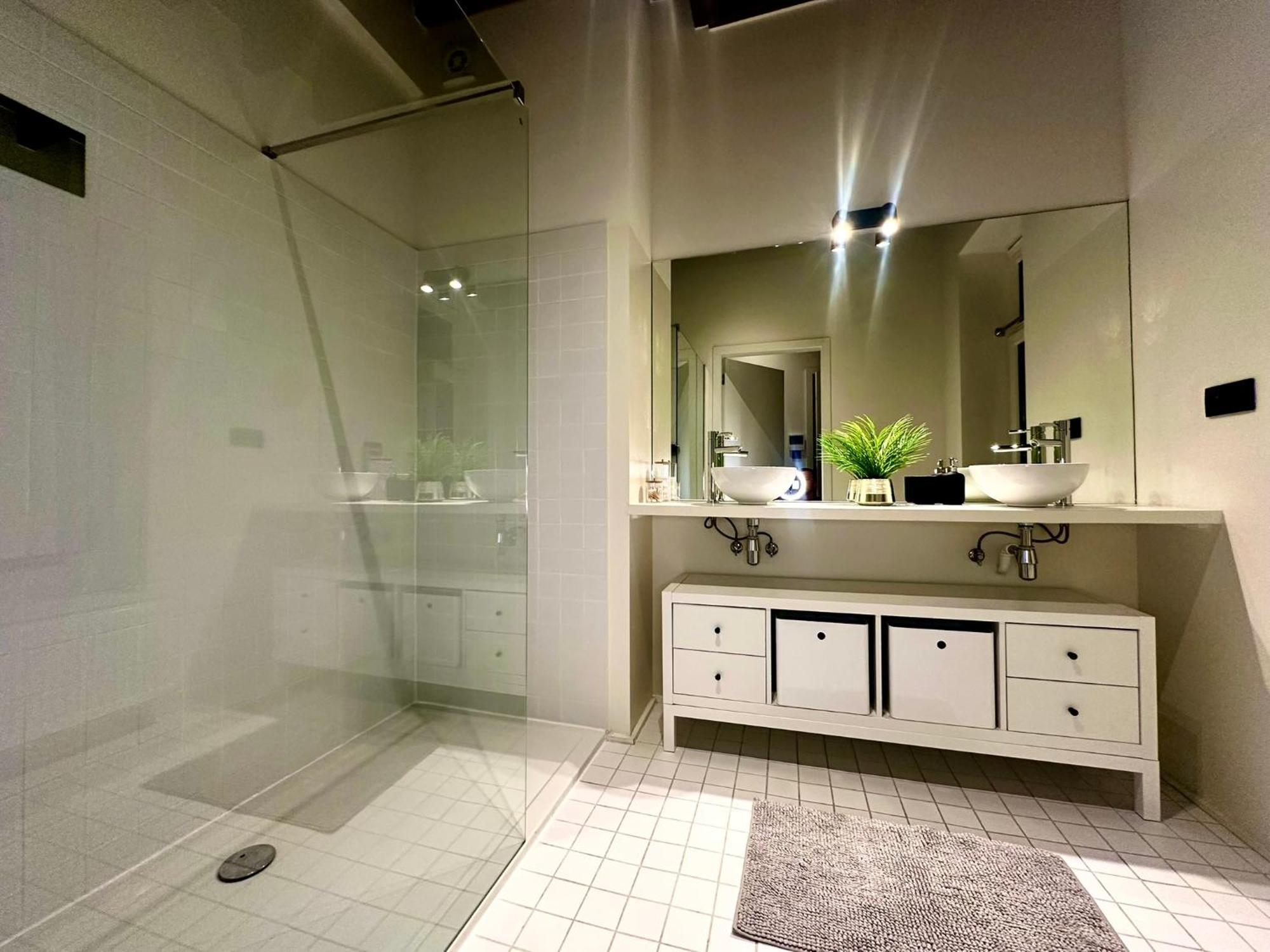 Luxury Suites Princess By Rikas Hotels أنتويرب المظهر الخارجي الصورة
