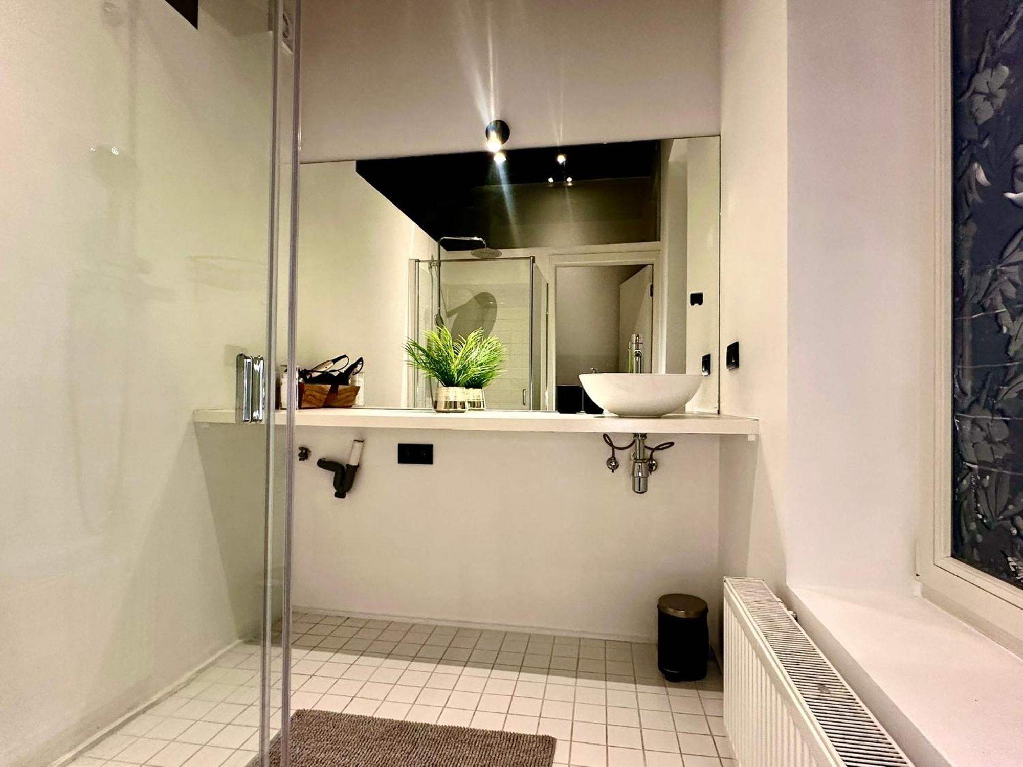 Luxury Suites Princess By Rikas Hotels أنتويرب المظهر الخارجي الصورة